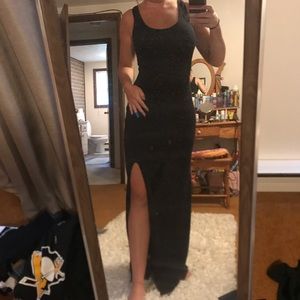 EXPRESS BLACK MAXI WITH SLIT AND BACK CUTOUT